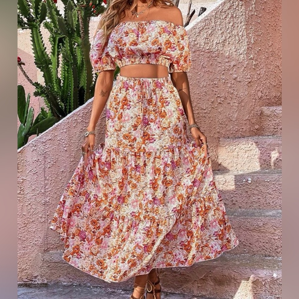 SHEIN two piece floral skirt set. New without tags. Size medium